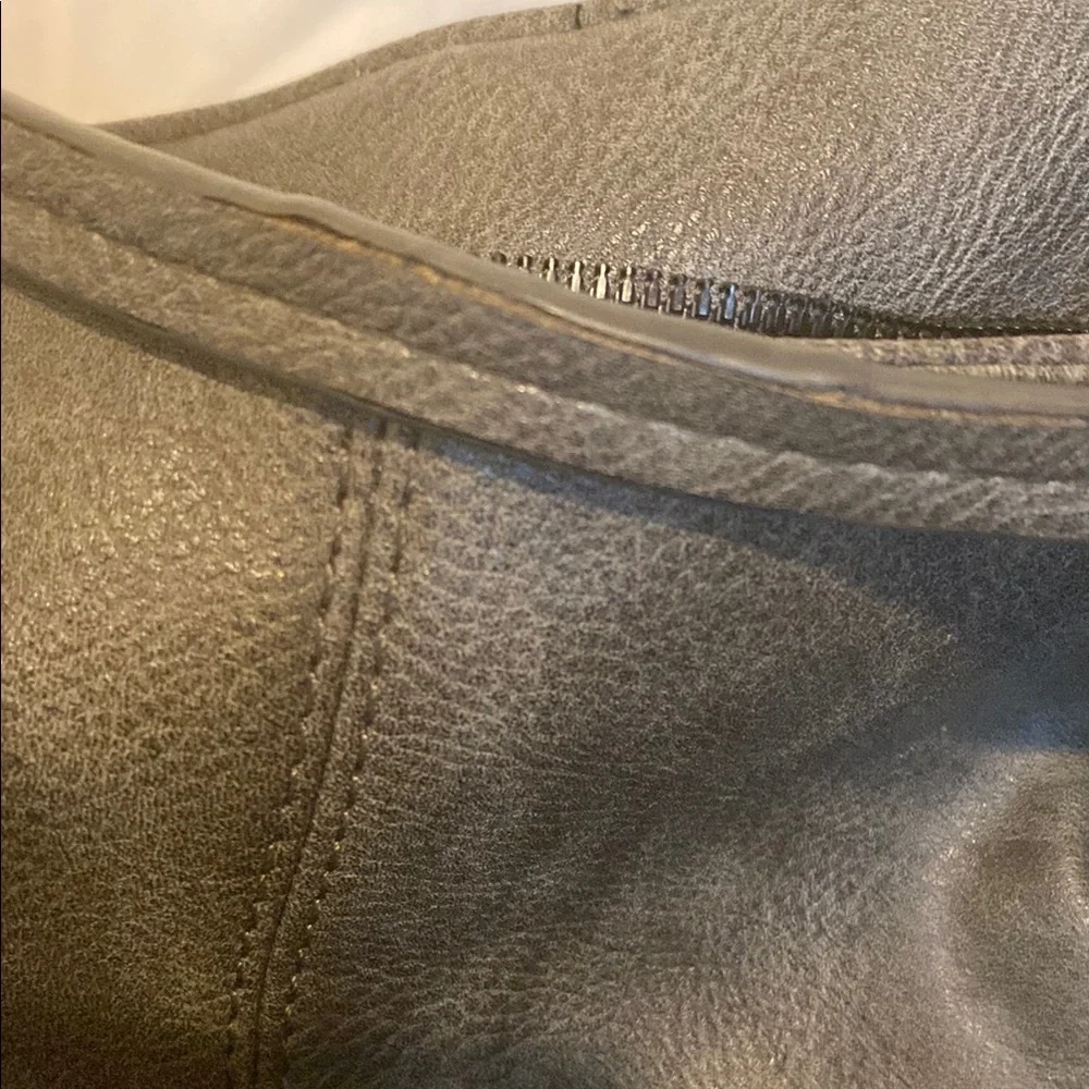 Gussaci Gray Hobo Bag